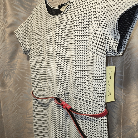 Brand New with Tags Tacera White&Black Waffle Dress with Red Belt - Picture 2 of 4